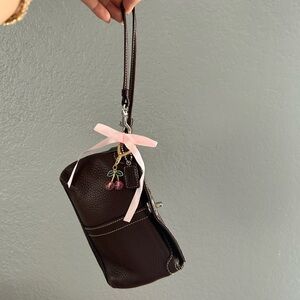 SOLD Coach Legacy leather turnlock flap wristlet vintage Y2K